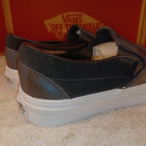 VANS Men's 4.5/Women's 6 Leather Slip On Black/Gray Checkerboard - Picture 2 of 12
